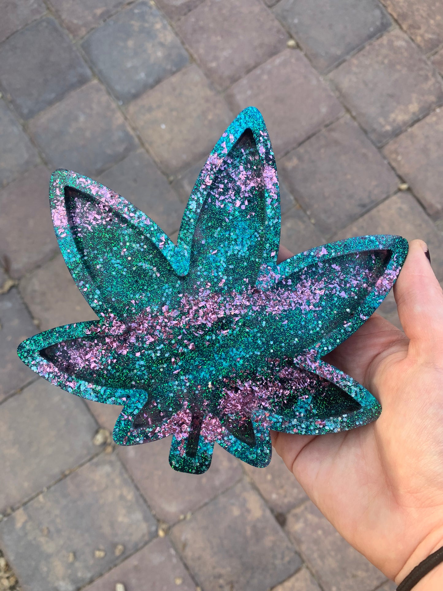 "SPACE UNICORN" leaf tray